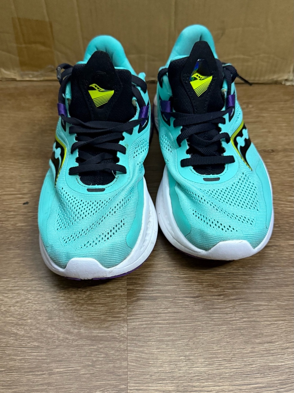 Saucony Running Shoes Women Size 8